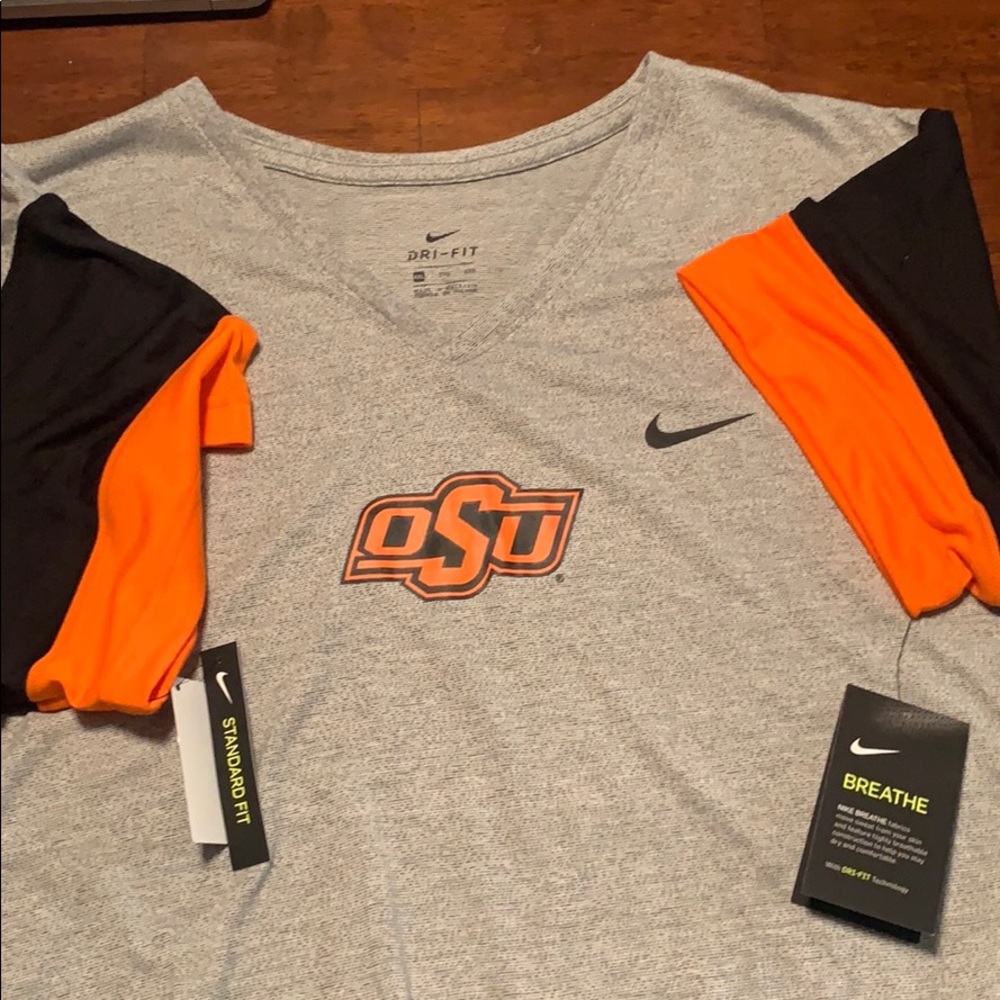 Women’s shirt sleeve OSU v neck